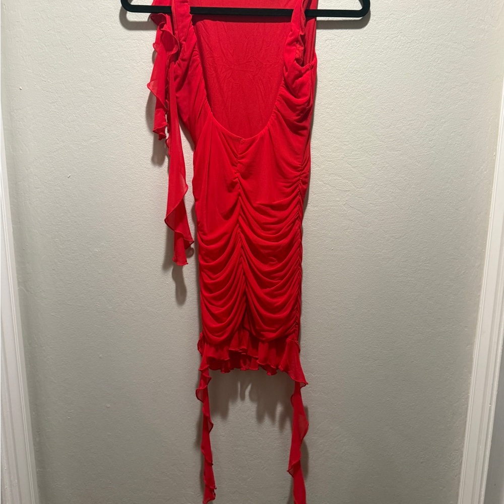 Elegant Red Ruffle Dress - Picture 3 of 3